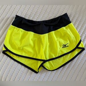 Mizuno Shorts Volleyball Running Training Yellow XS